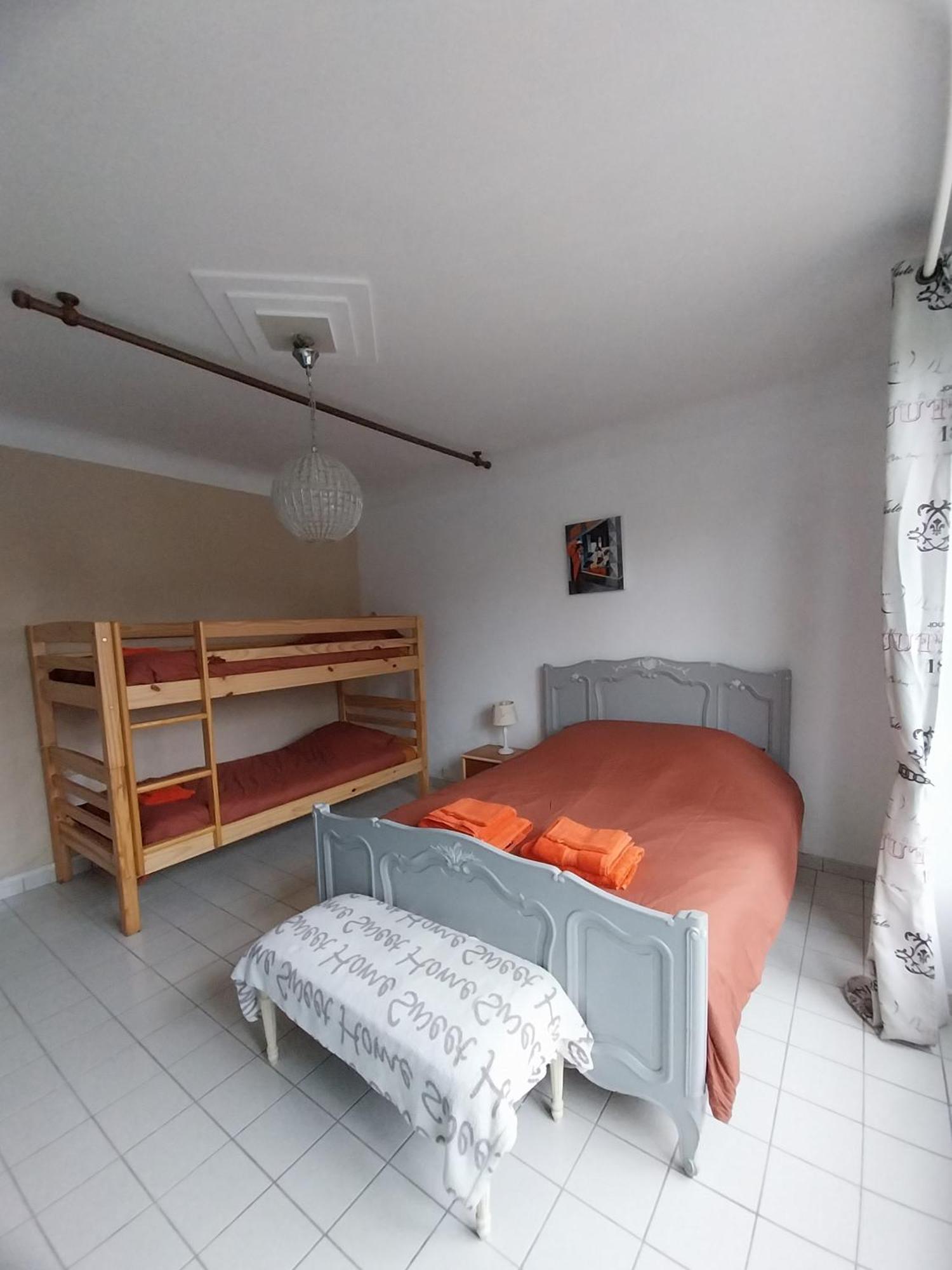 Maison Familiale Proche De La Mer Лансьё Экстерьер фото